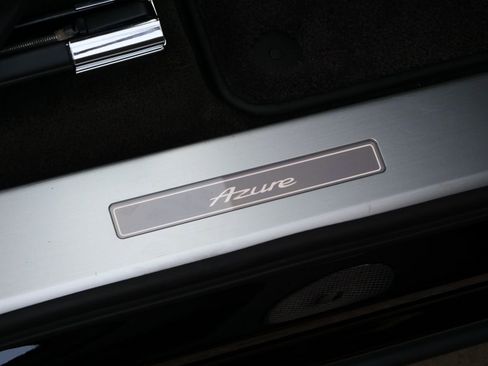 Used 2023 Bentley Bentayga Extended Wheelbase image 26