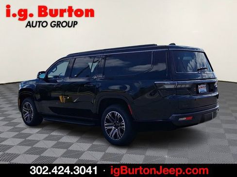 New 2026 Jeep Grand Wagoneer L 4WD image 3