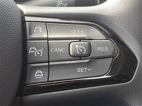 Used 2025 RAM ProMaster 2500 w/ Convenience Group image 18