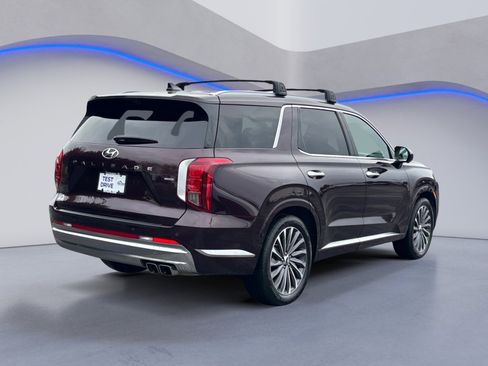Used 2024 Hyundai Palisade Calligraphy image 10