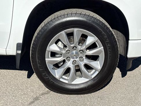 Certified 2024 Chevrolet Silverado 1500 Custom image 11