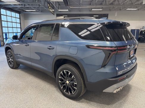 New 2026 Chevrolet Traverse LT w/ Sun and Wheel Package image 5