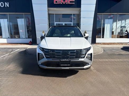Used 2025 Hyundai Tucson Limited AWD/4WD image 6
