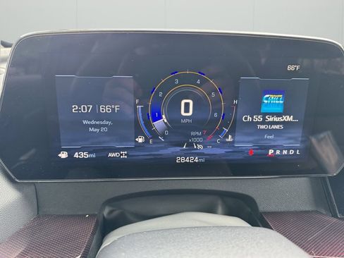 Used 2025 Chevrolet Traverse Z71 AWD/4WD image 10