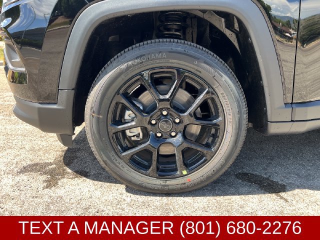 New 2026 Jeep Compass Latitude AWD/4WD image 23