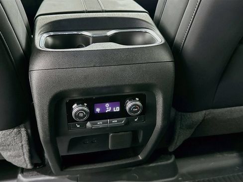 New 2026 GMC Acadia Denali w/ Super Cruise Package FWD image 26