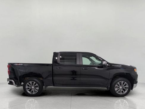 Used 2024 Chevrolet Silverado 1500 LT AWD/4WD image 12