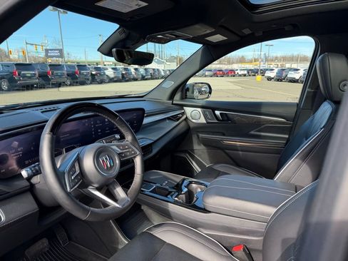 Used 2025 Buick Enclave Avenir w/ Super Cruise Package image 20