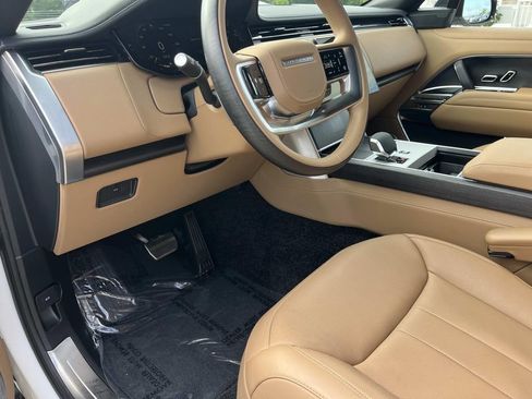 Certified 2026 Land Rover Range Rover Autobiography AWD/4WD image 11