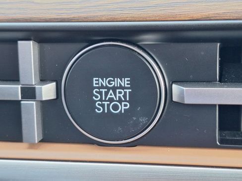 New 2025 Hyundai Santa Fe Limited image 29