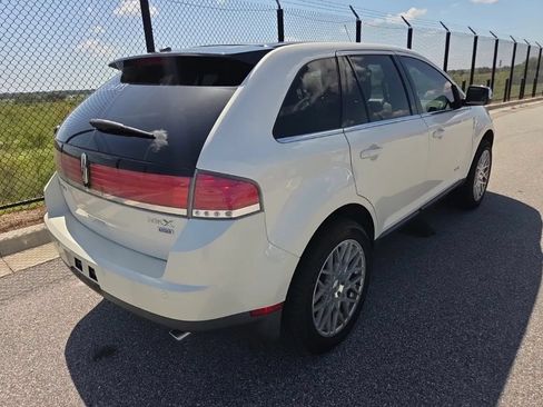 Used 2008 Lincoln MKX AWD image 4