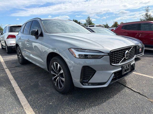 Used 2024 Volvo XC60 B5 Plus w/ Climate Package AWD/4WD image 1