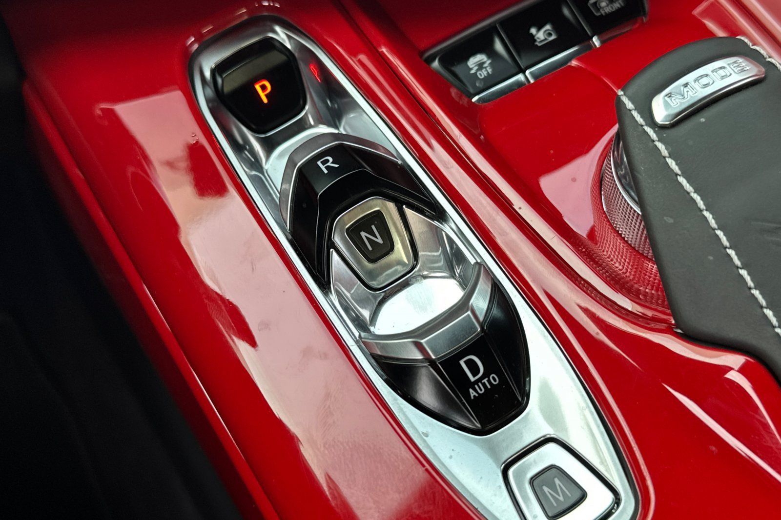 Used 2022 Chevrolet Corvette Stingray Premium Cpe w/ Z51 Performance Package RWD image 31
