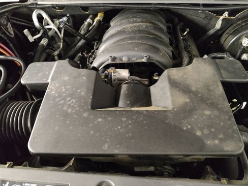 Used 2020 Chevrolet Tahoe LS RWD image 30
