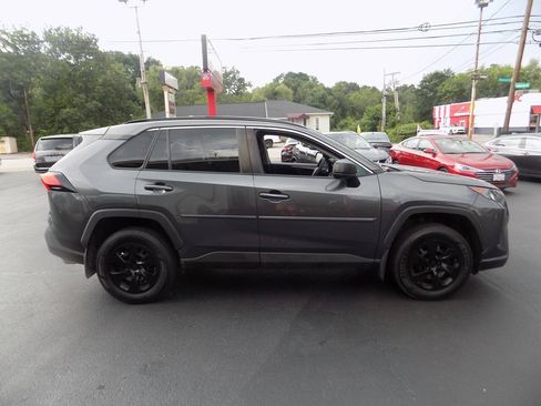 Used 2020 Toyota RAV4 LE w/ Carpet Mat Package AWD/4WD image 2