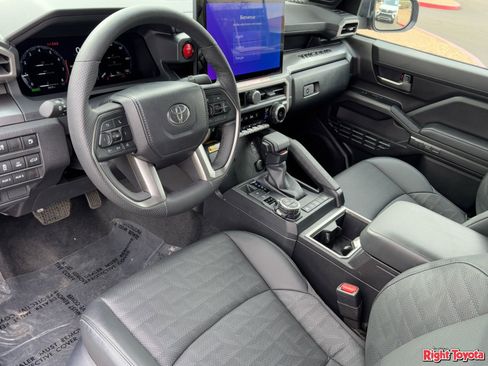 Certified 2026 Toyota Tacoma TRD Off-Road w/ TRD Off Road Premium Package AWD/4WD image 19