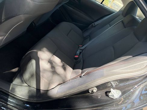 Used 2025 Toyota Corolla LE FWD image 32