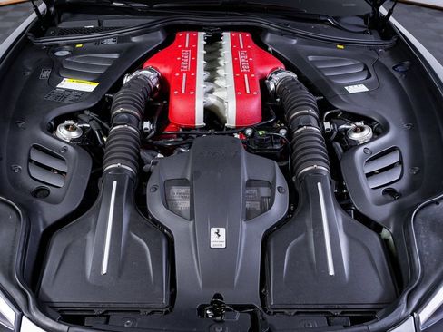 Certified 2018 Ferrari GTC4Lusso image 23