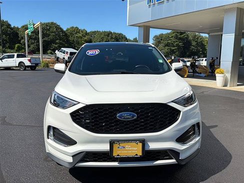 Certified 2023 Ford Edge ST-Line AWD/4WD image 2