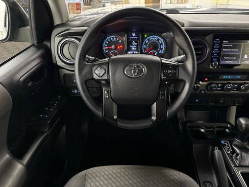 Used 2021 Toyota Tacoma SR AWD/4WD image 16