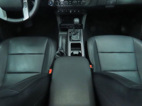 Used 2023 Toyota Tacoma TRD Sport w/ TRD Premium Sport Package image 17