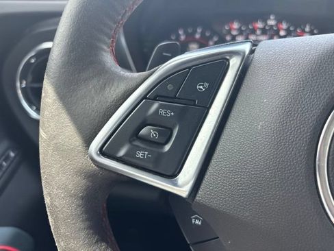 Used 2018 Chevrolet Camaro ZL1 RWD image 21