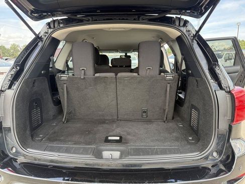 Used 2020 Nissan Pathfinder SV AWD/4WD image 19