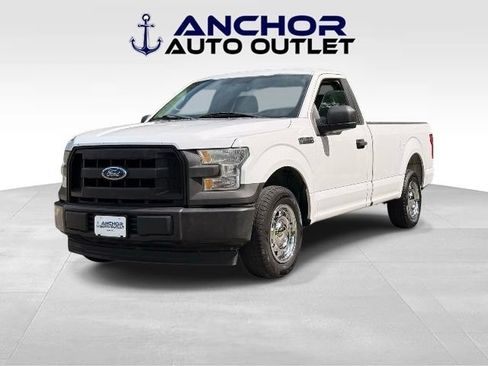 Used 2017 Ford F150 XL w/ Equipment Group 101A Mid RWD image 4