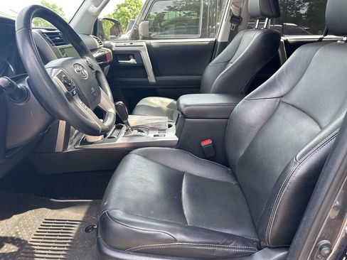 Used 2022 Toyota 4Runner Limited AWD/4WD image 5