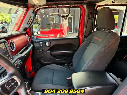 Used 2018 Jeep Wrangler Unlimited Rubicon AWD/4WD image 21