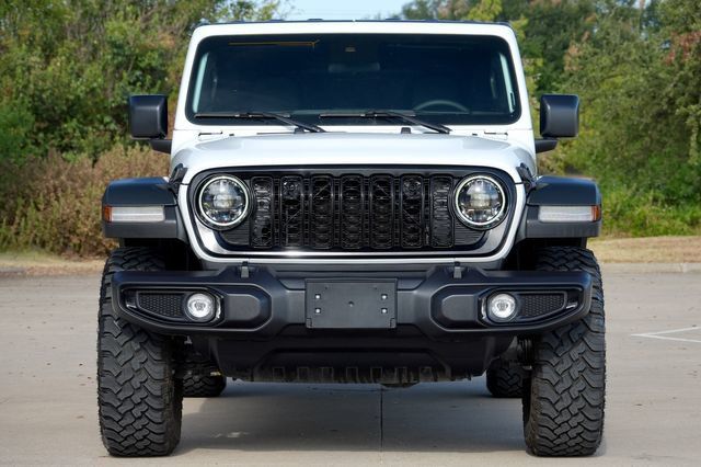 Used 2025 Jeep Wrangler Unlimited Sport AWD/4WD image 9