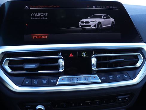 Used 2022 BMW 230i Coupe w/ Premium Package image 32