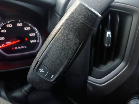 Used 2021 Chevrolet Silverado 1500 Custom AWD/4WD image 5