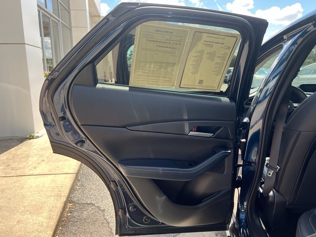 Used 2021 MAZDA CX-30 FWD 2.5 S w/ Select Package image 22