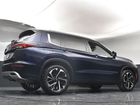 Used 2024 Mitsubishi Outlander SEL image 37