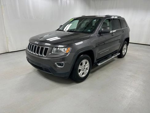 Used 2014 Jeep Grand Cherokee Laredo w/ Security & Convenience Group AWD/4WD image 2