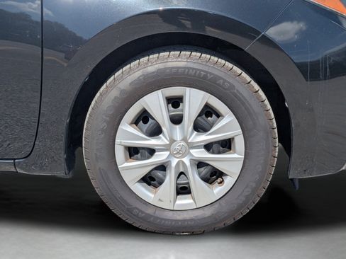 Used 2016 Toyota Corolla L FWD image 27
