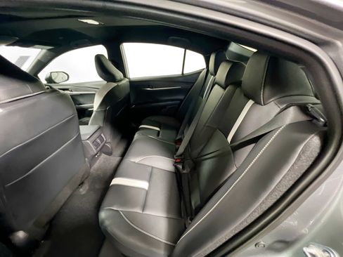 Used 2026 Toyota Camry SE FWD image 28