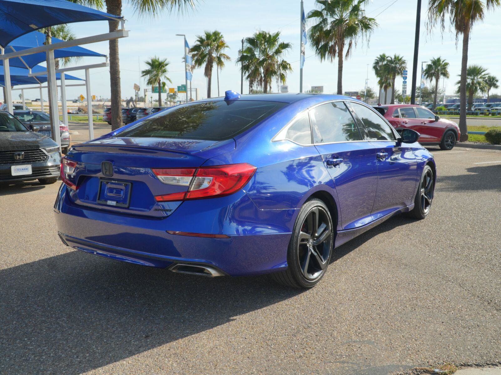 Used 2020 Honda Accord Sport image 9