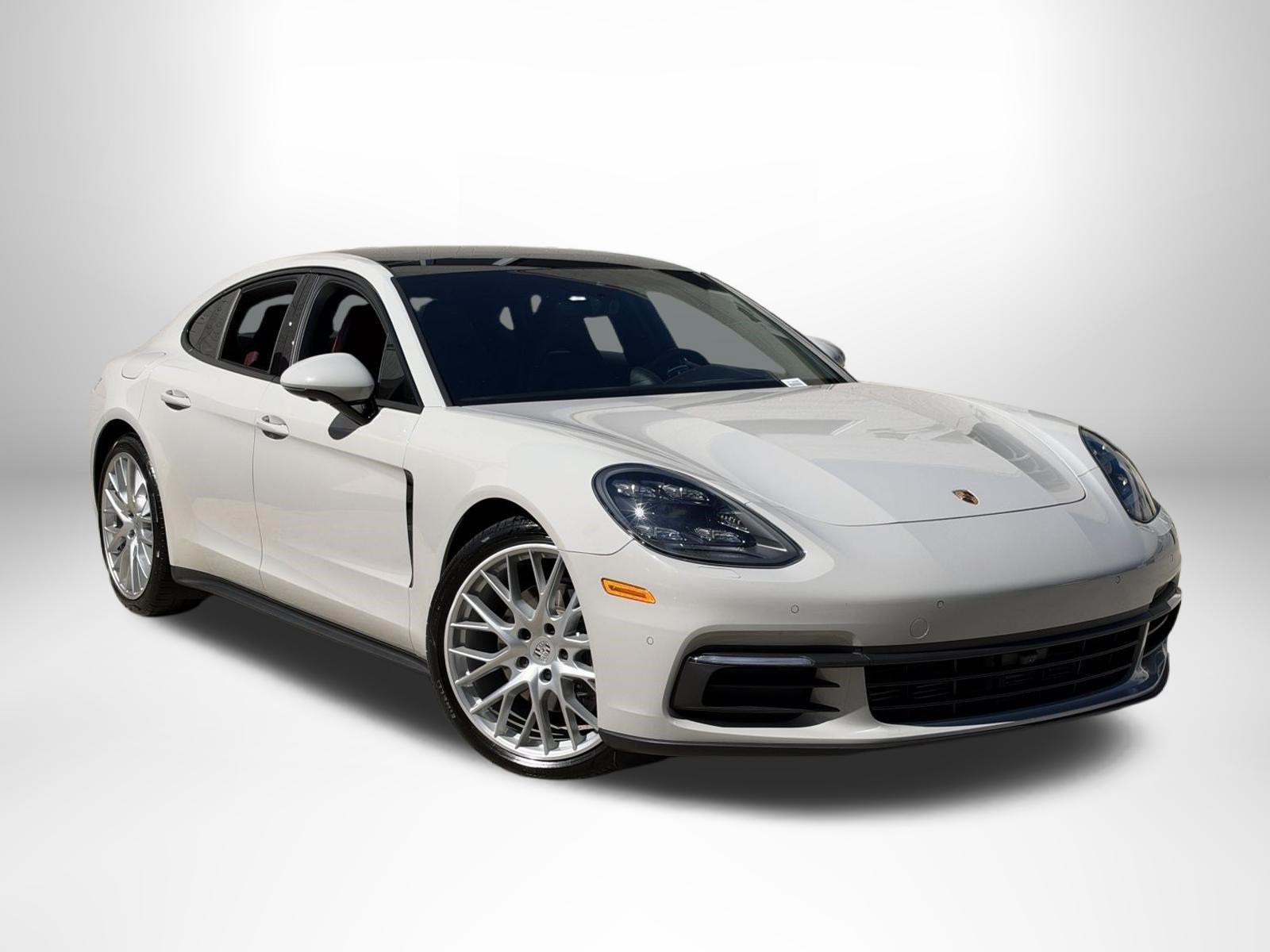 Used 2018 Porsche Panamera 4 AWD/4WD image 1