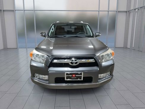 Used 2013 Toyota 4Runner SR5 w/ Convenience Pkg image 3