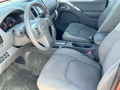 Used 2018 Nissan Frontier SV w/ Value Truck Package image 10