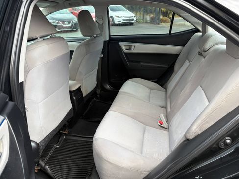 Used 2016 Toyota Corolla LE FWD image 14