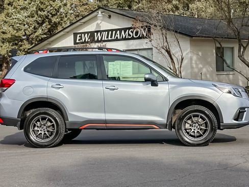 Used 2023 Subaru Forester Sport image 3