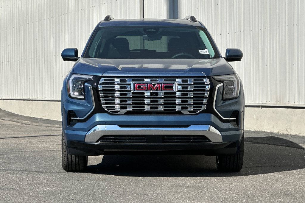 New 2027 GMC Terrain Denali AWD/4WD image 3