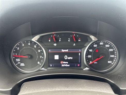 Used 2023 GMC Terrain SLE w/ Driver Convenience Package AWD/4WD image 11