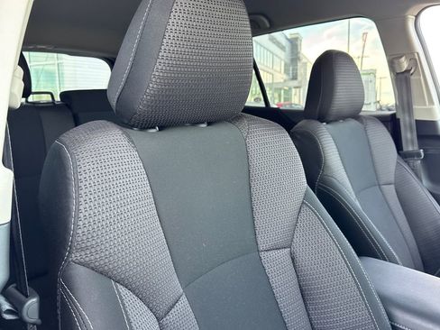 Used 2024 Subaru Outback Premium image 28