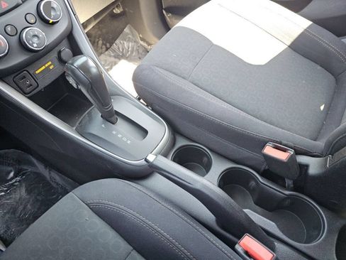 Used 2019 Chevrolet Trax LS AWD/4WD image 31