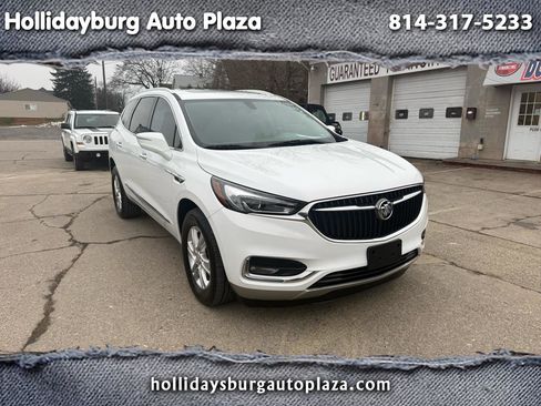 Used 2020 Buick Enclave Essence w/ Sound and Sites Package image 1