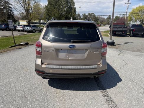 Used 2016 Subaru Forester 2.5i Touring w/ Popular Package #2 AWD/4WD image 4
